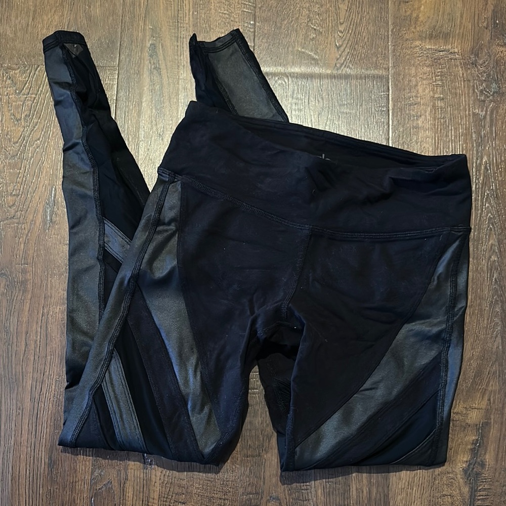 ALO Yoga Black Leggings with Mesh Detail